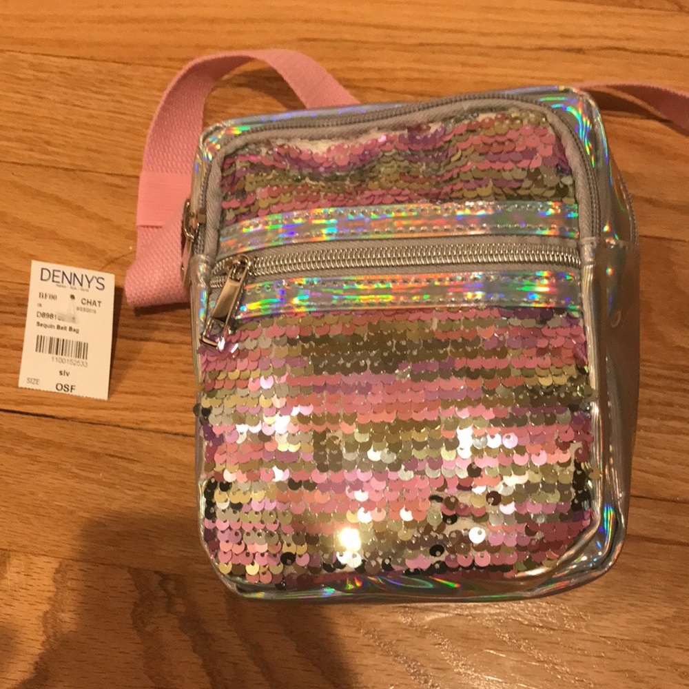 Sequence belt toddler Fanny pack bag. NWT